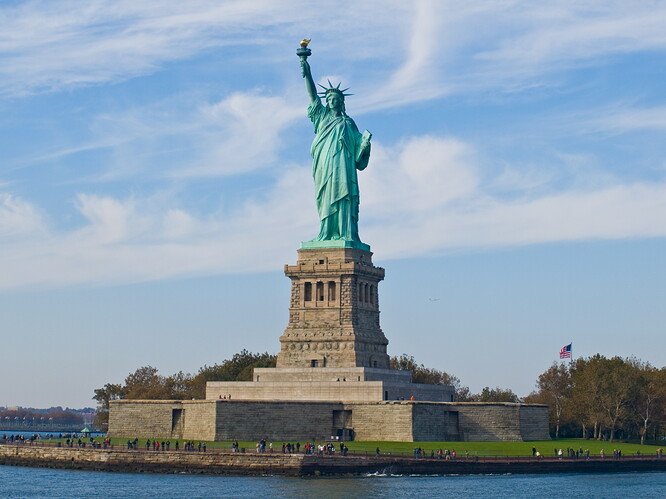 59284bc34c6c1_Statue_of_Liberty_NY.jpg.fdddfa2a3e38d20642f26f8132398f6a.jpg